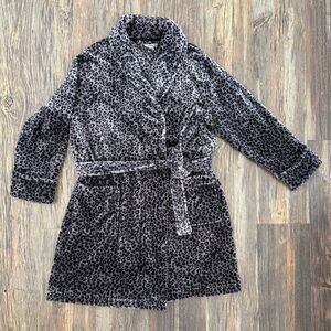 Sonoma Leopard Animal Print Plush Short Bath Robe Womens M Gray Black Belted